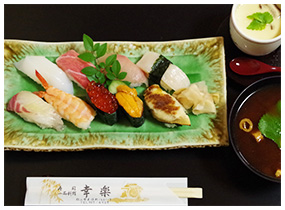 幸楽　S定食イメージ